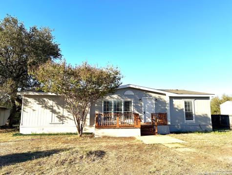 18715 County Road 5738 Castroville TX 78009