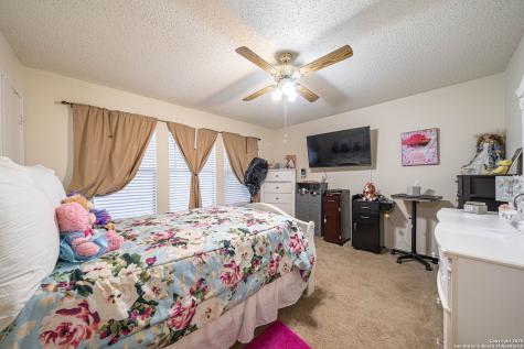 7819 Bowens Crossing San Antonio TX 78250
