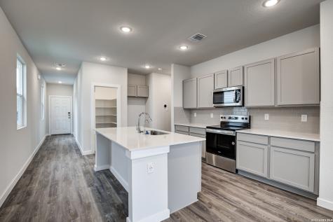 4343 Hobbiton Way New Braunfels TX 78130