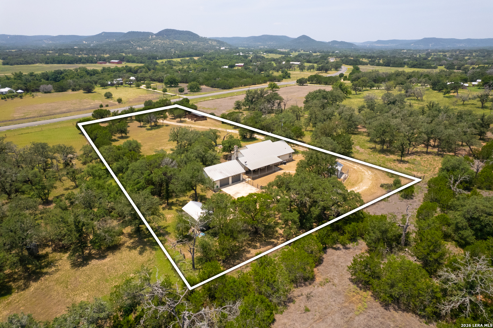 1092 Fm 337 Medina TX 78055