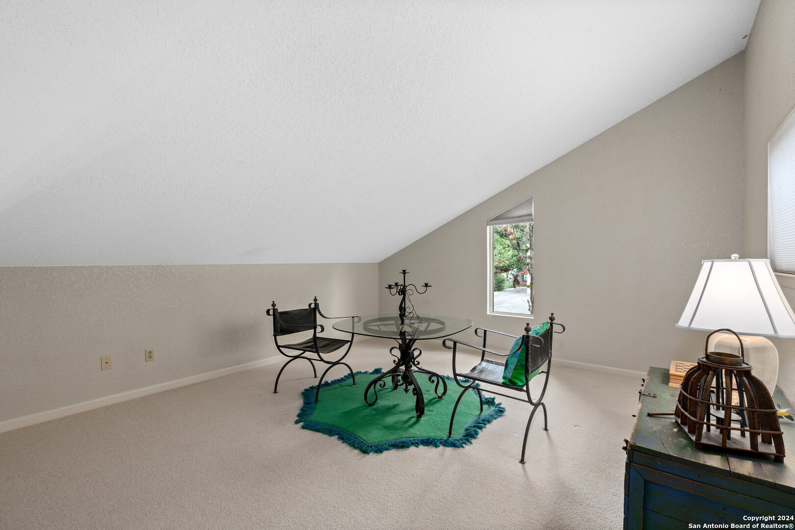 696 Faurie Road Lakehills TX 78063