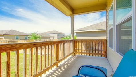 141 Bunkers Hill Road Floresville TX 78114