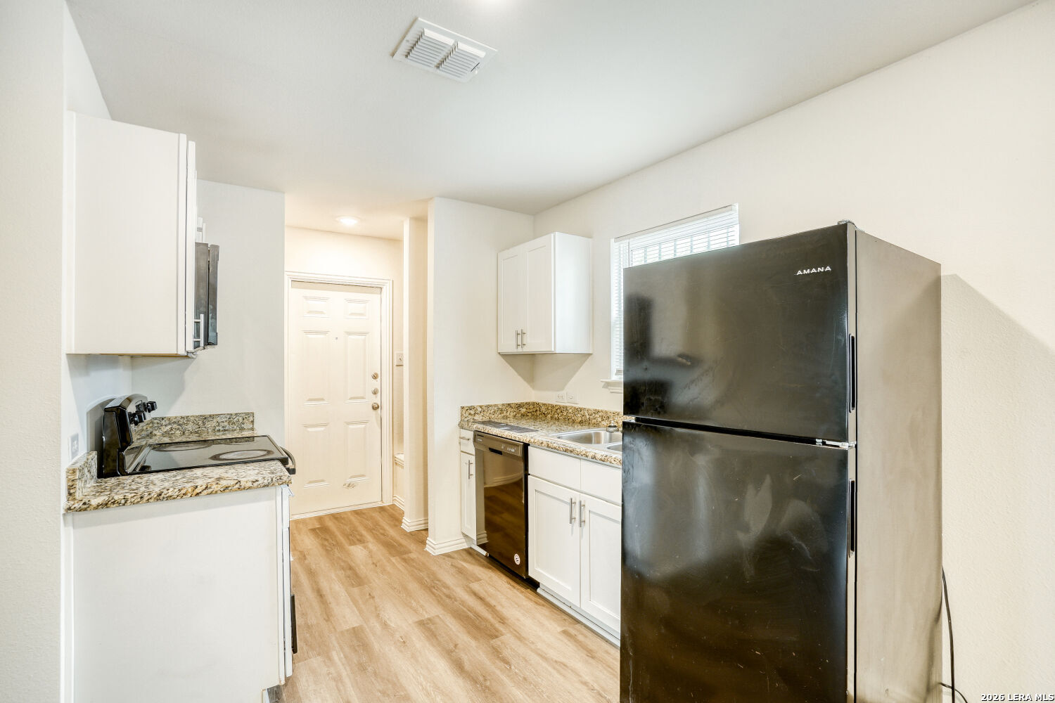 126 N San Ignacio San Antonio TX 78237