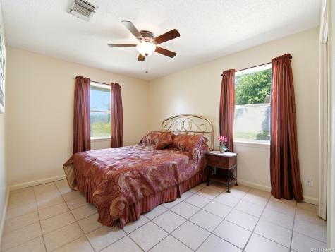 137 Michon Drive S Kerrville TX 78028