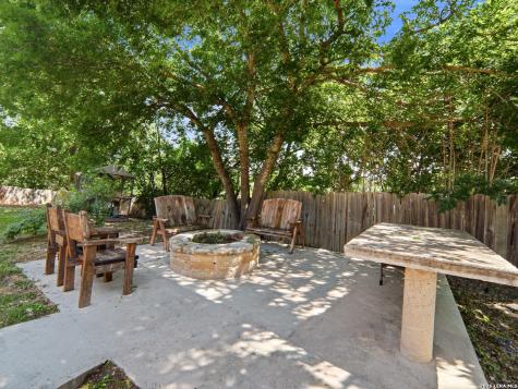 137 Michon Drive S Kerrville TX 78028