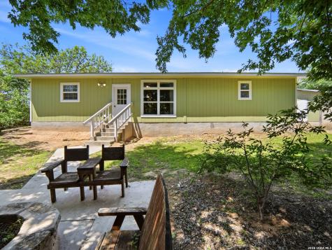 137 Michon Drive S Kerrville TX 78028
