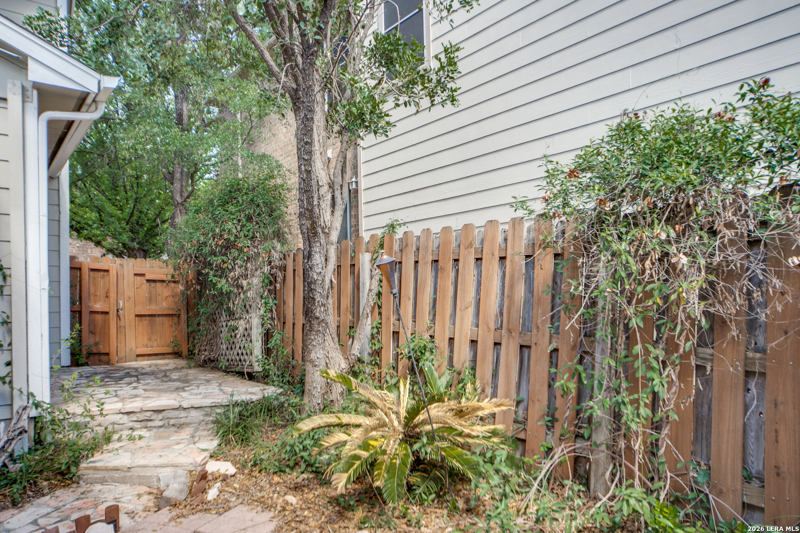 7111 Snowden Crest San Antonio TX 78240