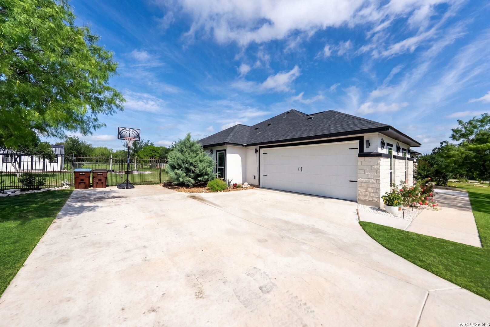 110 Cr 3829 San Antonio TX 78253