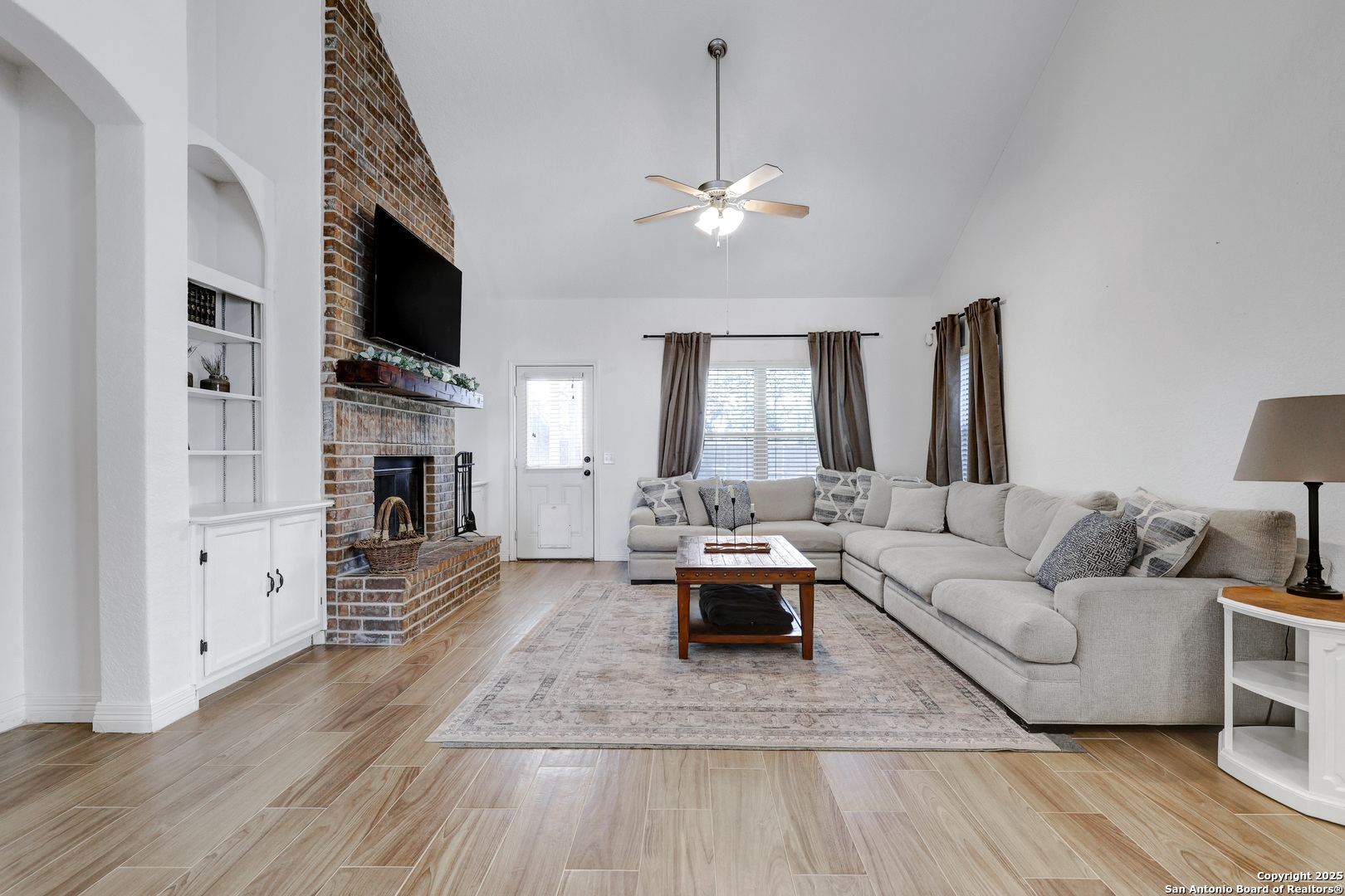 145 Bonn Boerne TX 78006