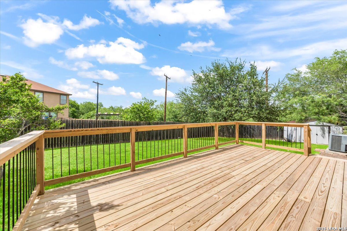 7927 Horse Hollow San Antonio TX 78244