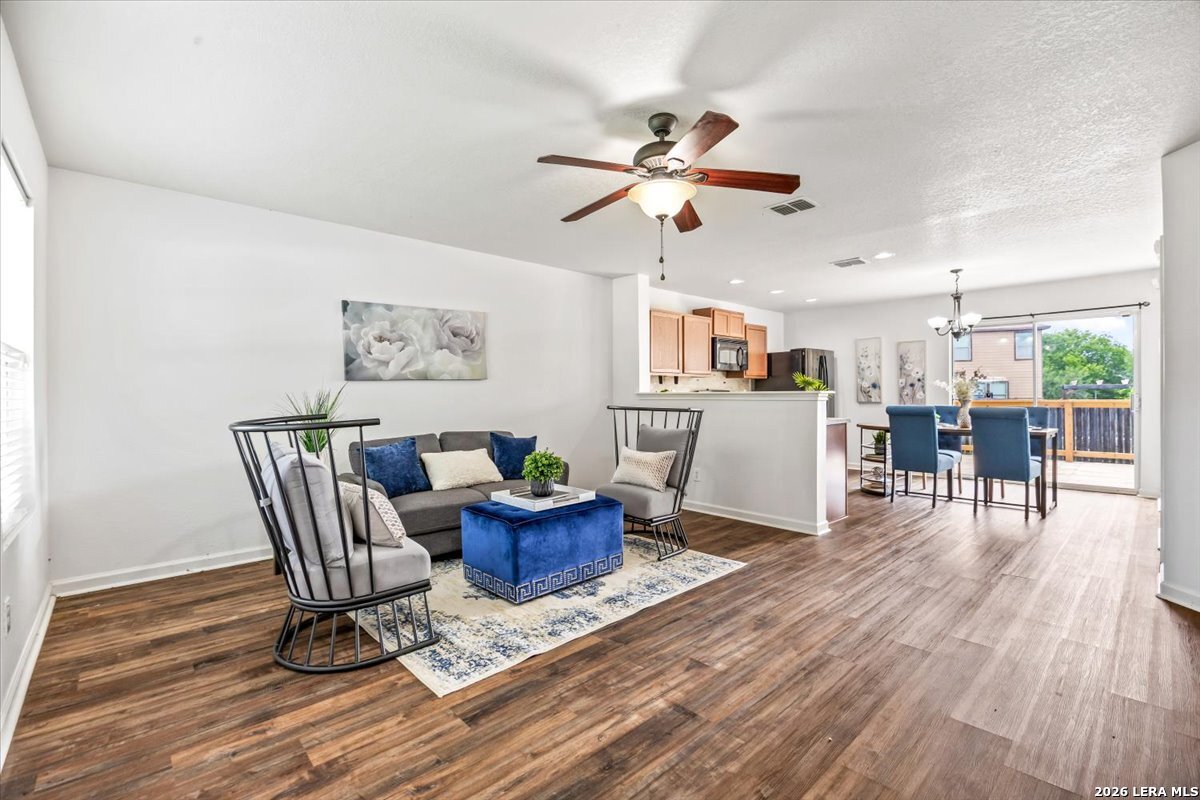 7927 Horse Hollow San Antonio TX 78244