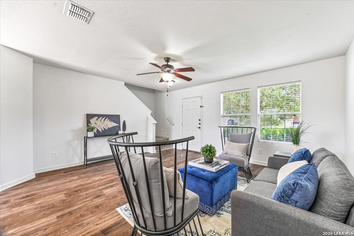7927 Horse Hollow San Antonio TX 78244