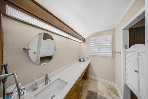 3006 Gailer San Antonio TX 78230