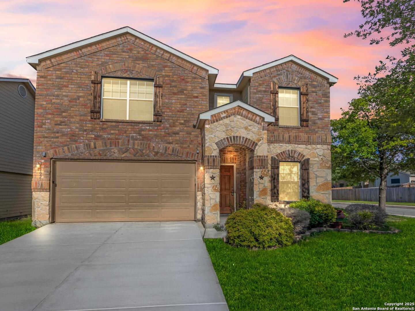 102 Ville Serene San Antonio TX 78253