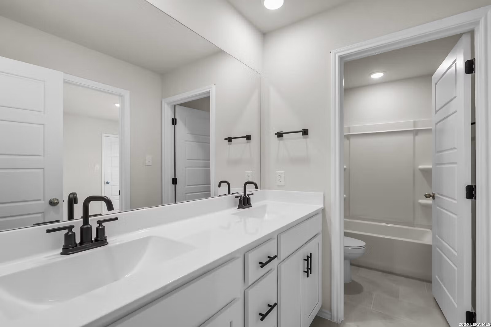 6619 Comanche Valley San Antonio TX 78247
