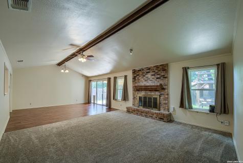 4627 Barhill Street San Antonio TX 78217