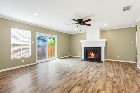 4543 Stradford Place San Antonio TX 78217