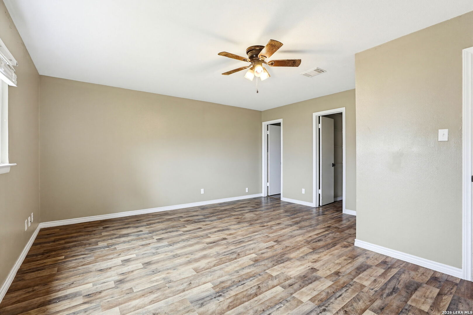 4543 Stradford Place San Antonio TX 78217