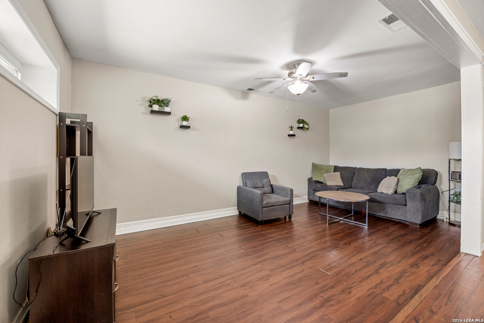 5255 Village Haven San Antonio TX 78218