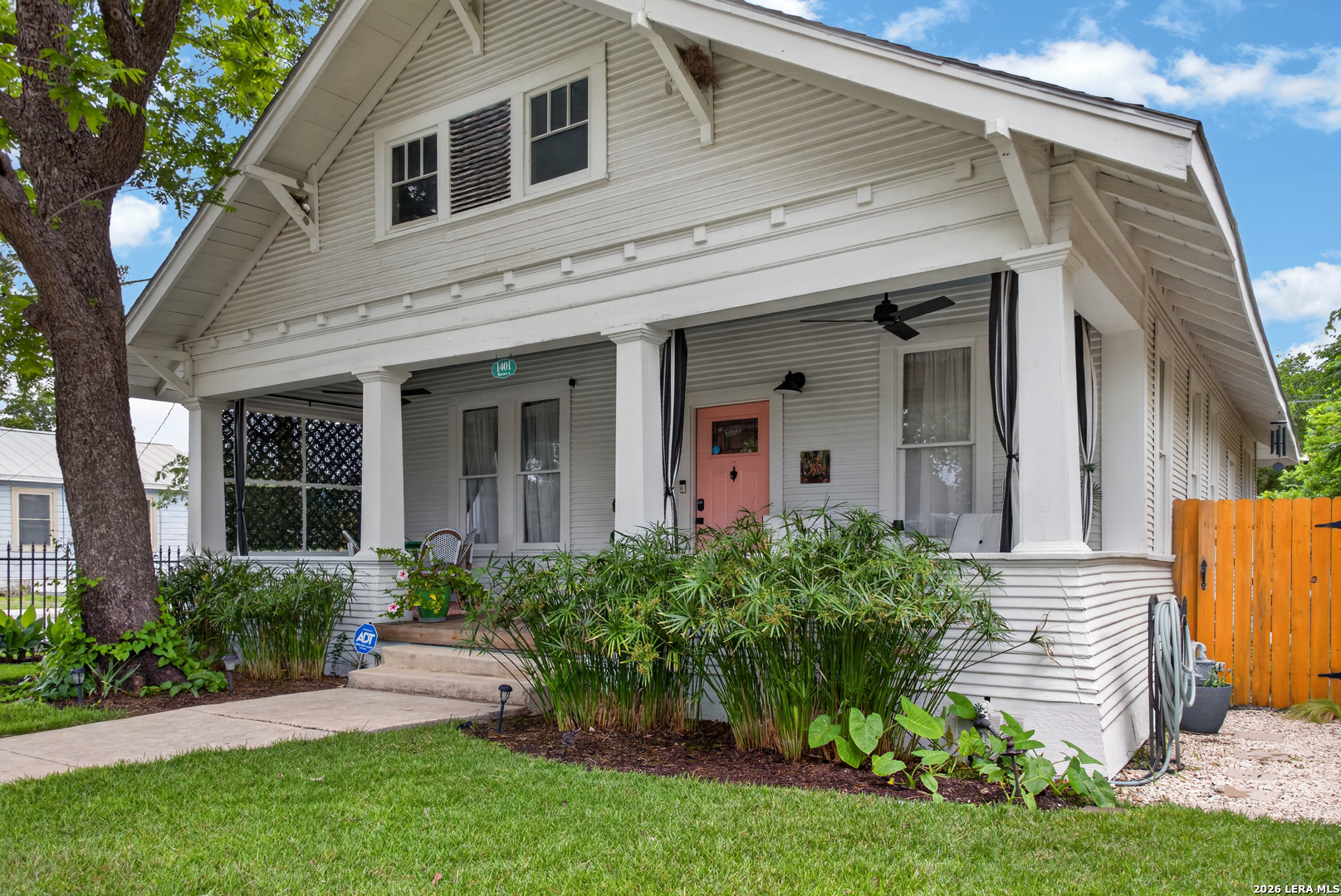 1401 Burnet San Antonio TX 78202