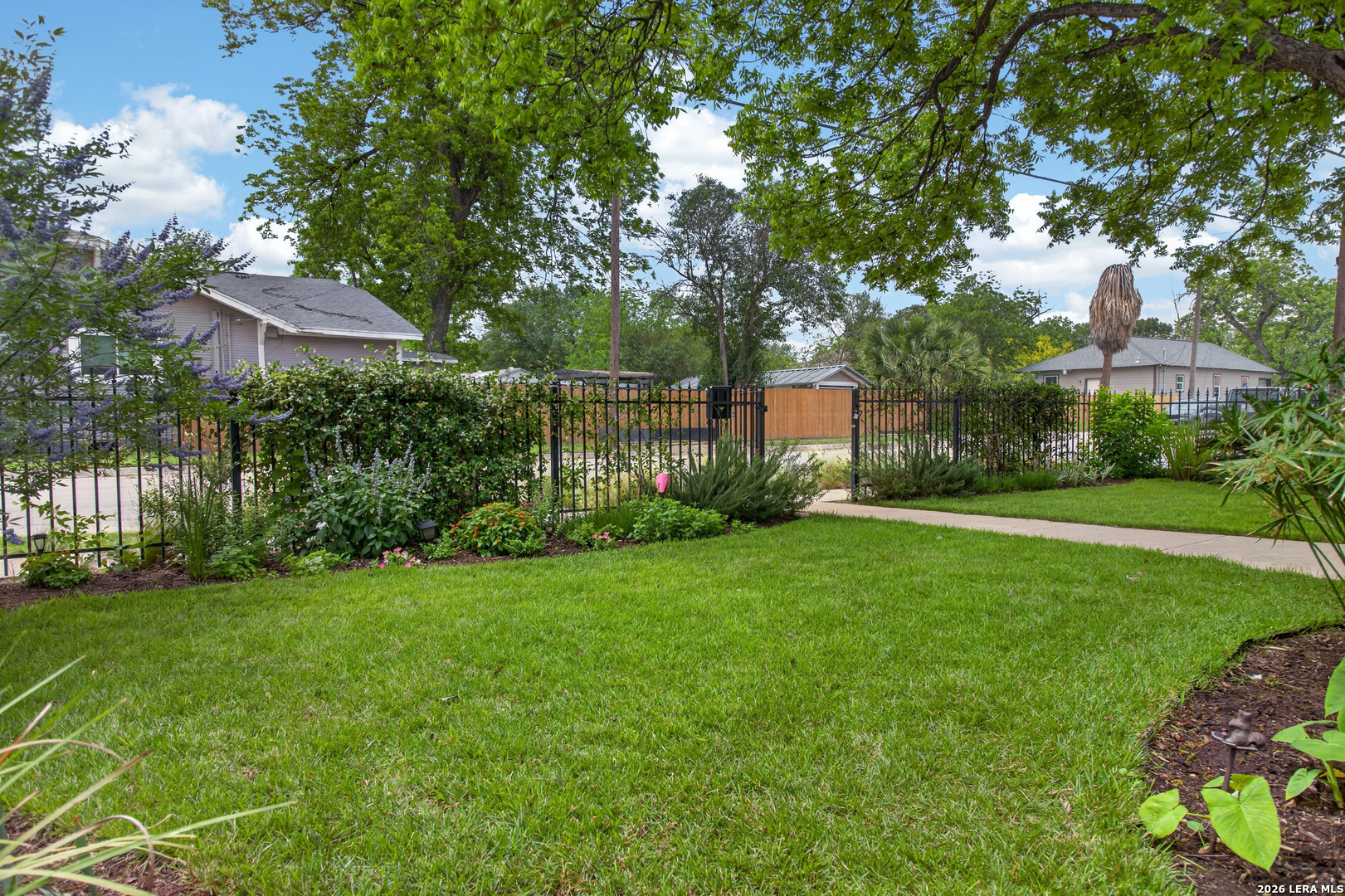 1401 Burnet San Antonio TX 78202