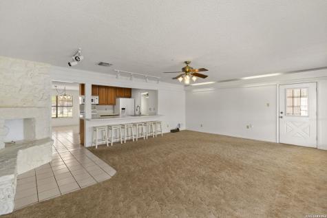 1309 E Zipp New Braunfels TX 78130