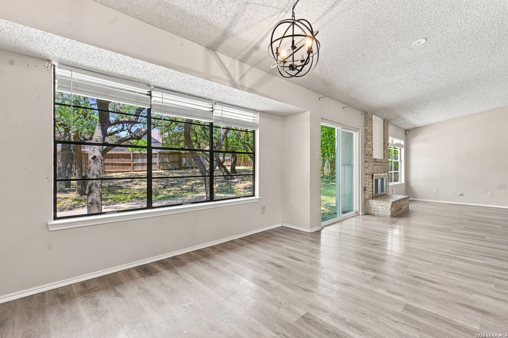 9331 Thornbury Street San Antonio TX 78250