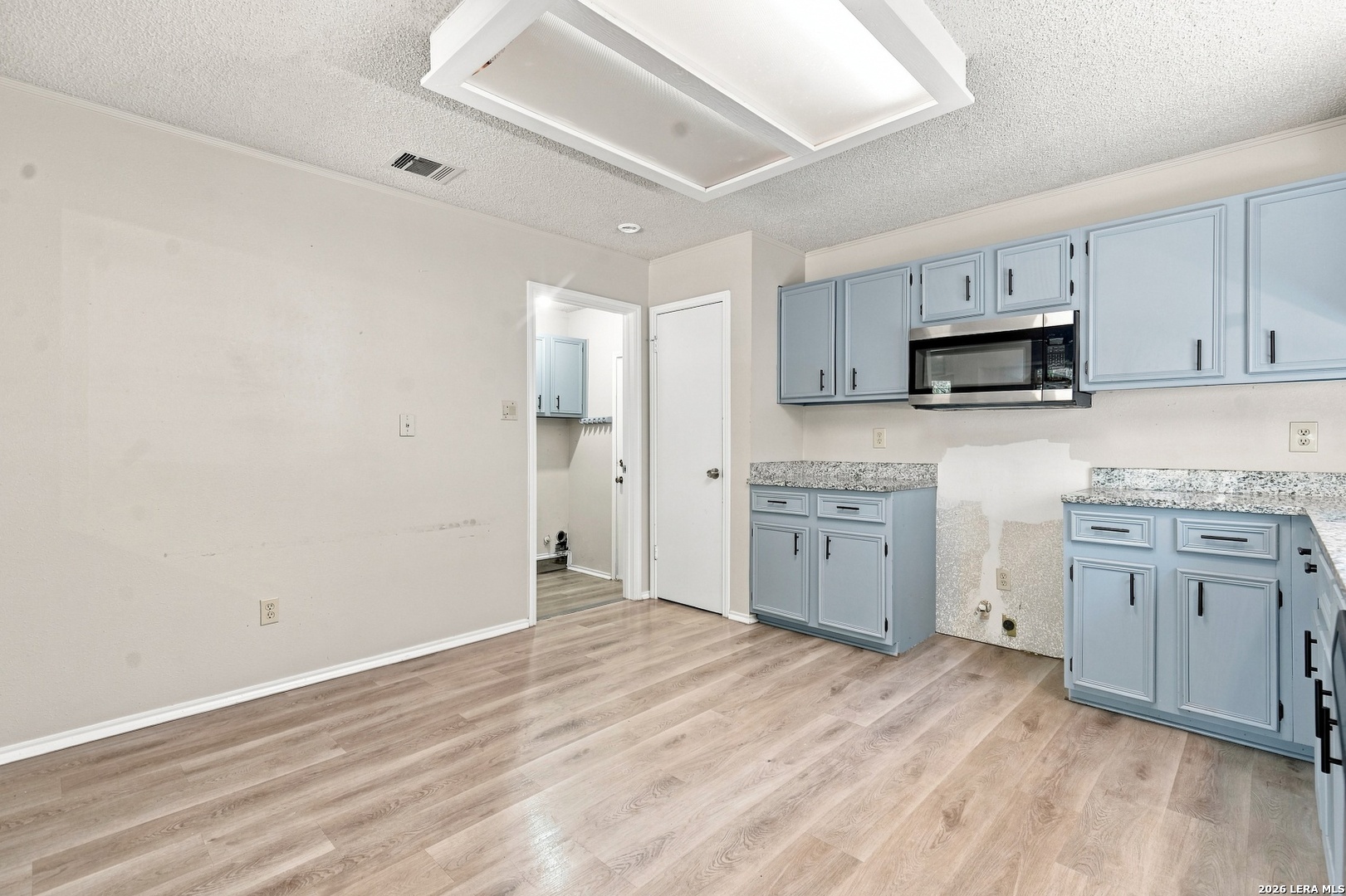 9331 Thornbury Street San Antonio TX 78250