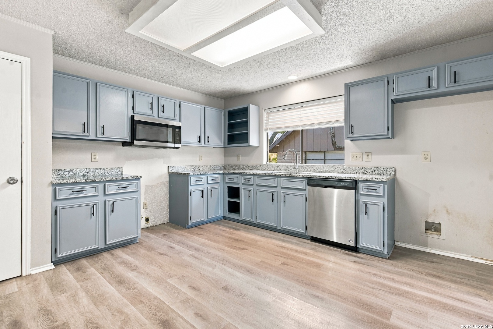 9331 Thornbury Street San Antonio TX 78250