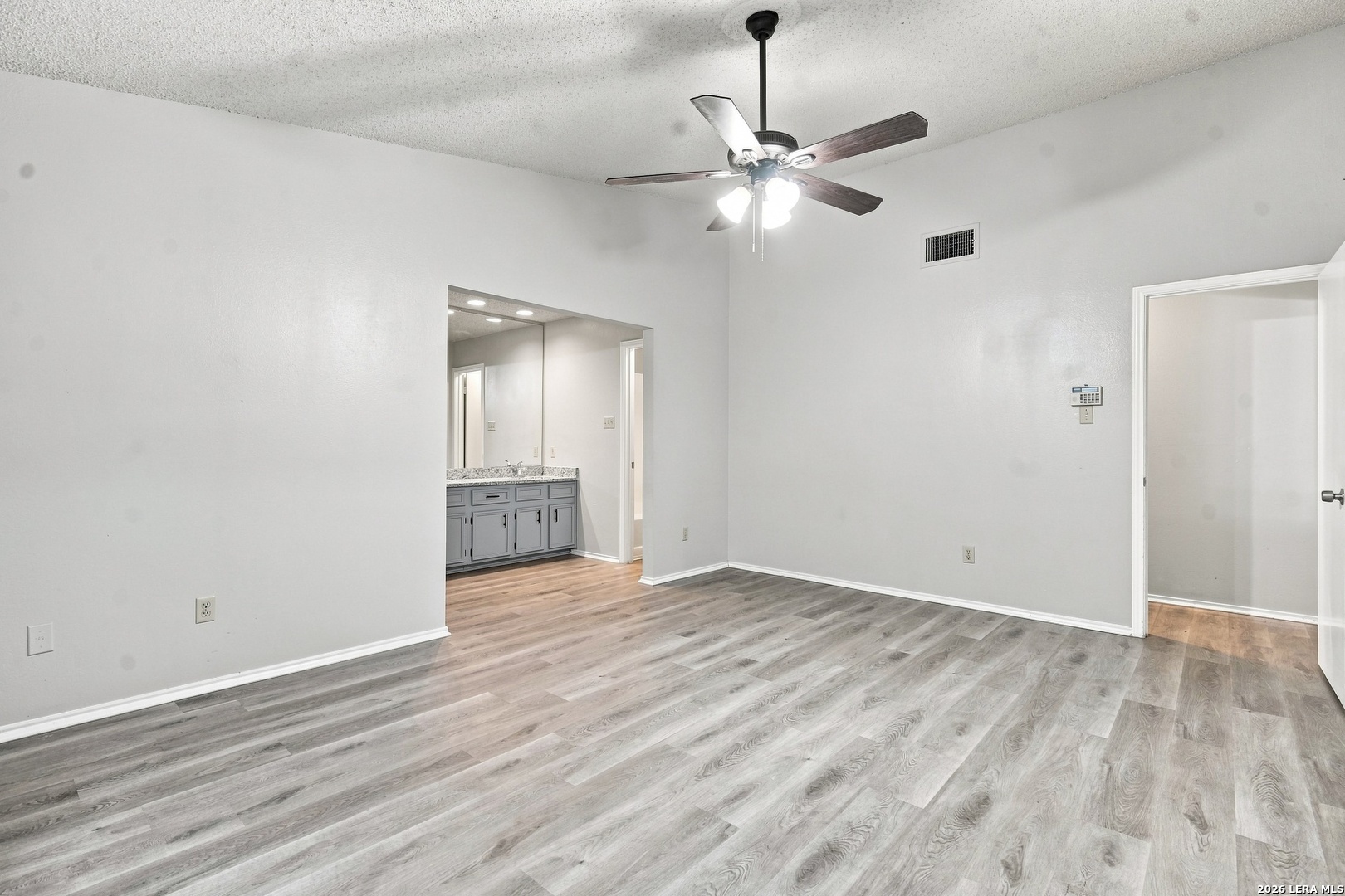9331 Thornbury Street San Antonio TX 78250