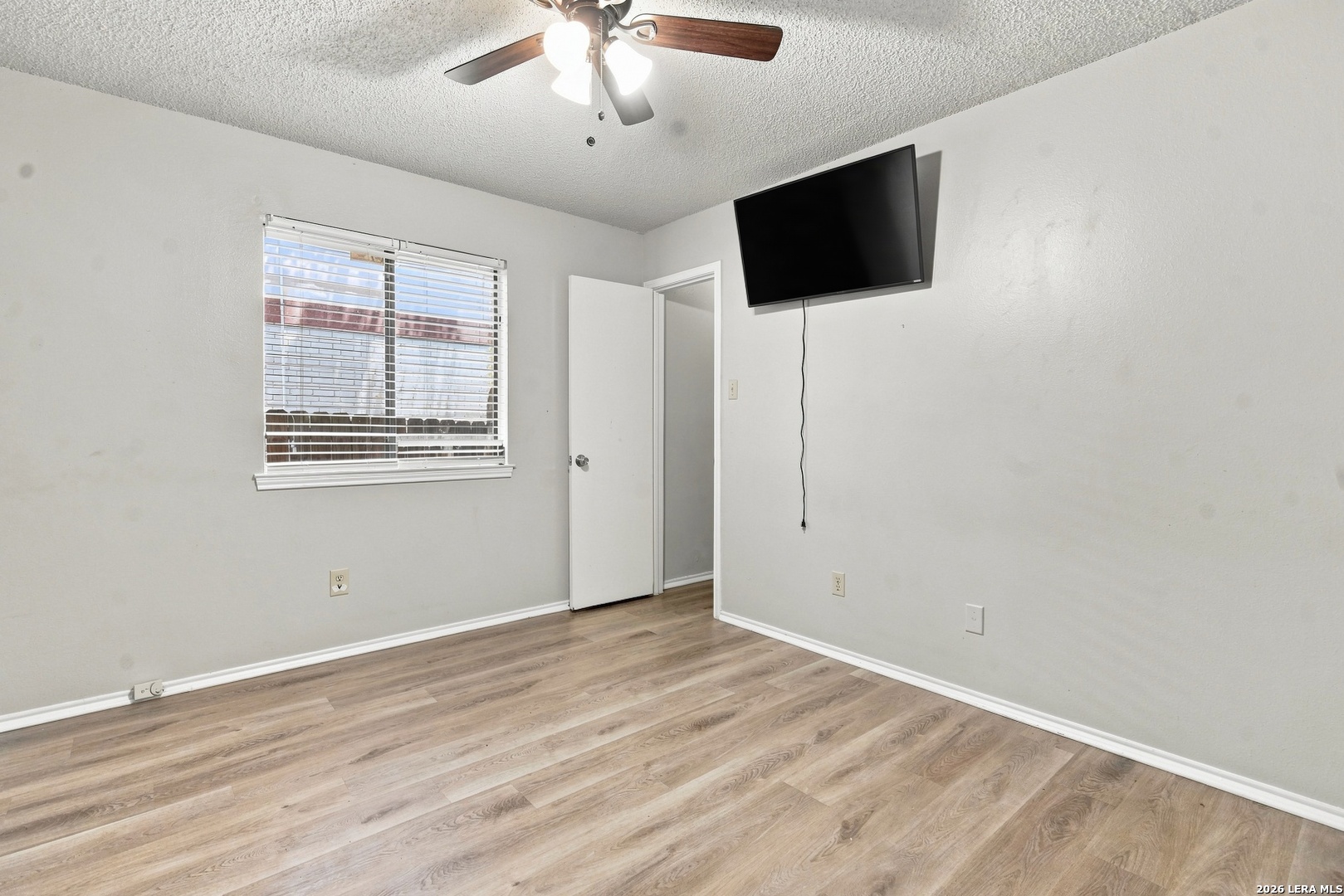 9331 Thornbury Street San Antonio TX 78250