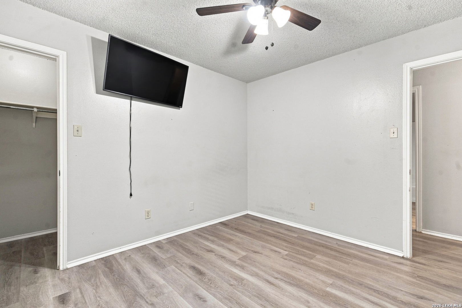 9331 Thornbury Street San Antonio TX 78250