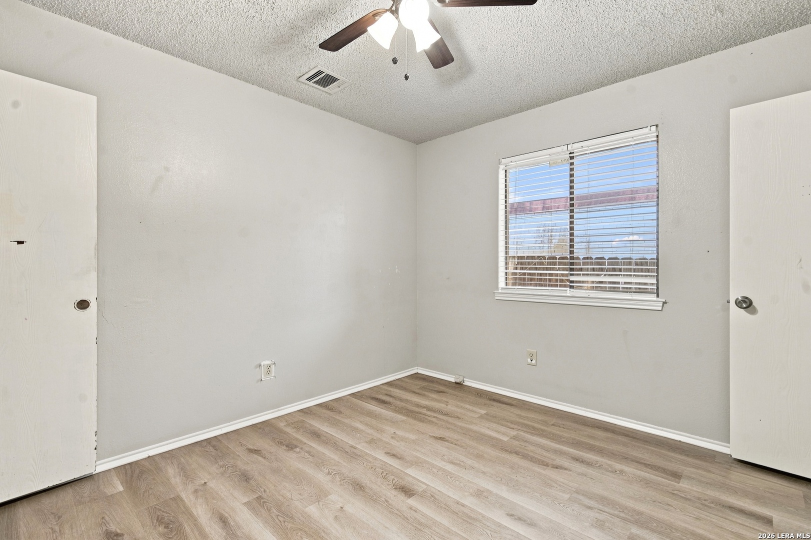 9331 Thornbury Street San Antonio TX 78250