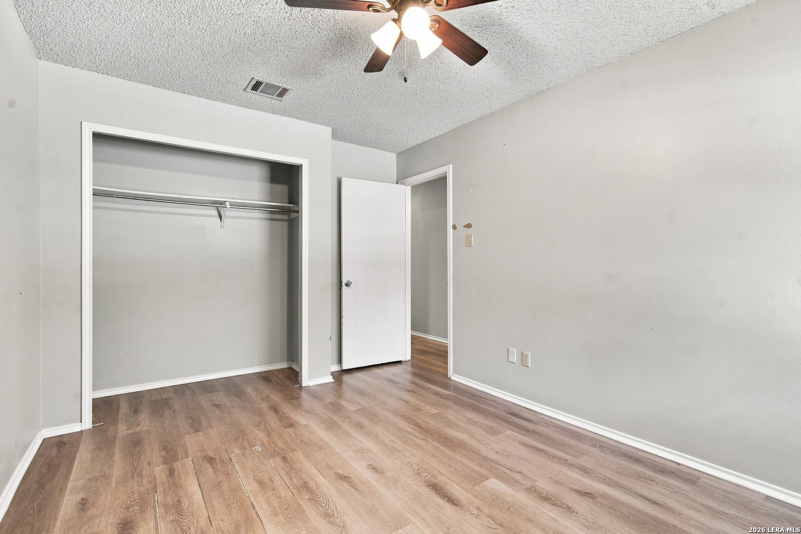 9331 Thornbury Street San Antonio TX 78250