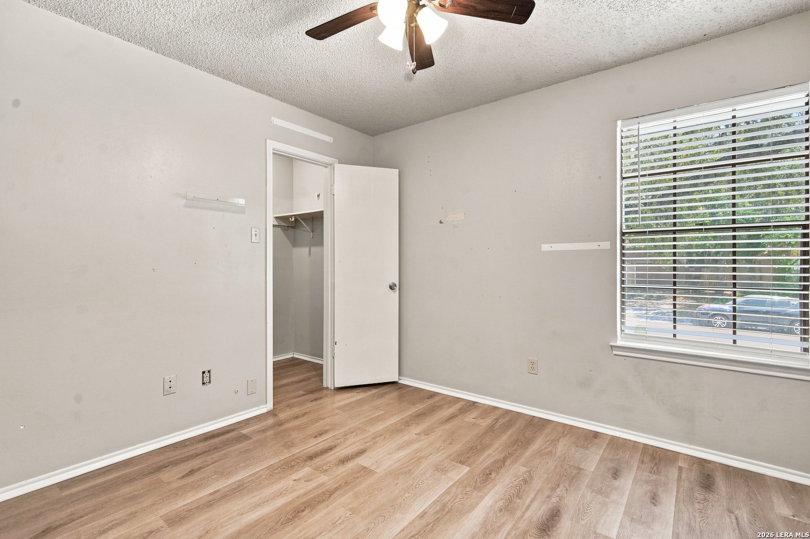 9331 Thornbury Street San Antonio TX 78250