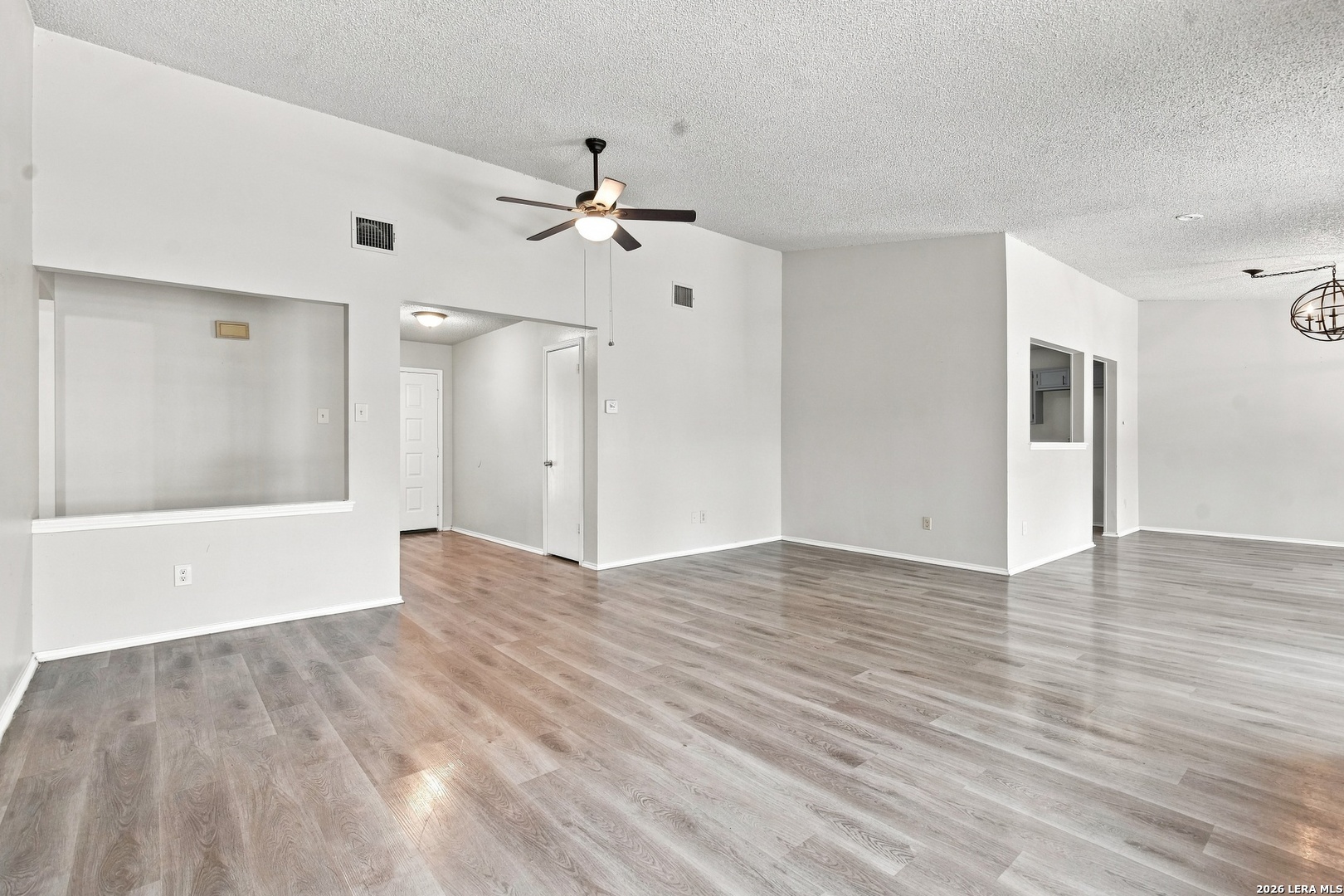 9331 Thornbury Street San Antonio TX 78250