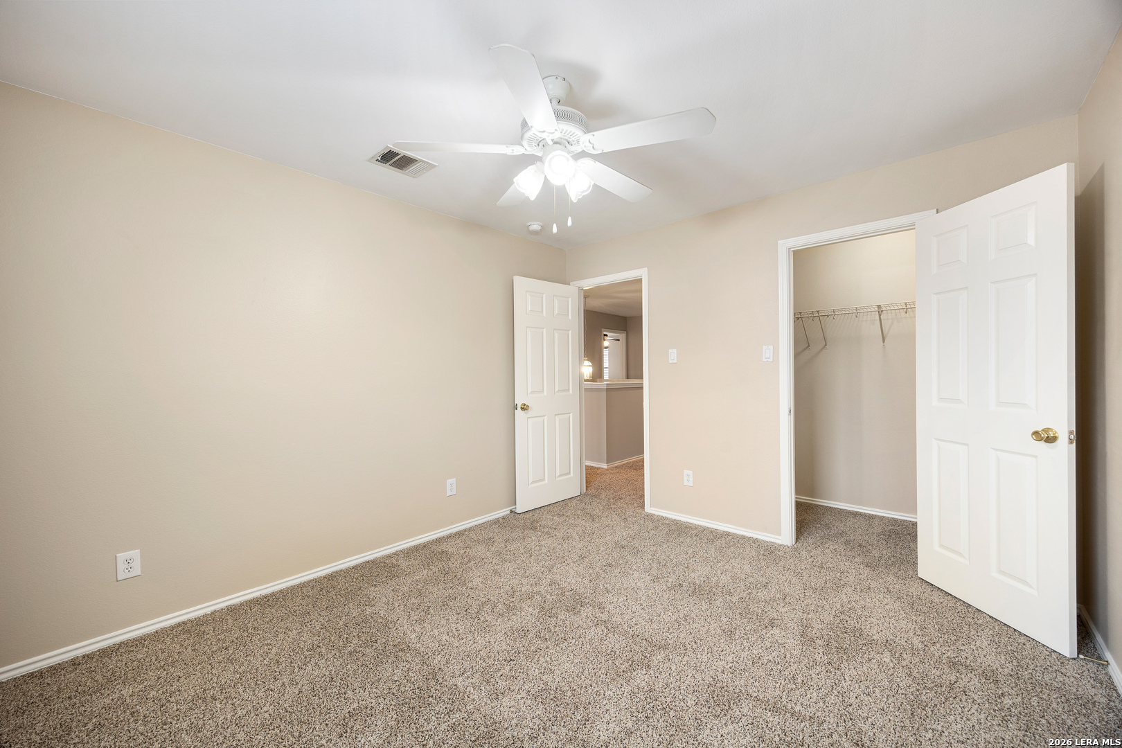 10111 Sparrow Way Universal City TX 78148