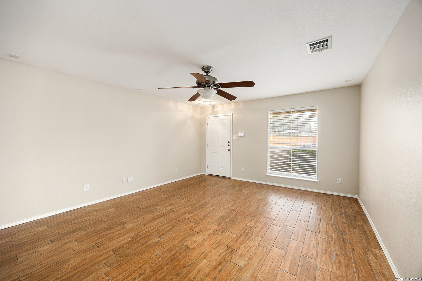 10111 Sparrow Way Universal City TX 78148