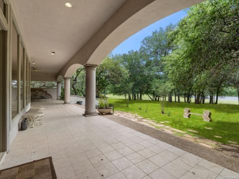 43 Champions Lane San Antonio TX 78257