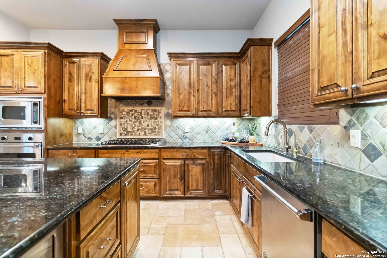 8415 Wild Wind Park Garden Ridge TX 78266
