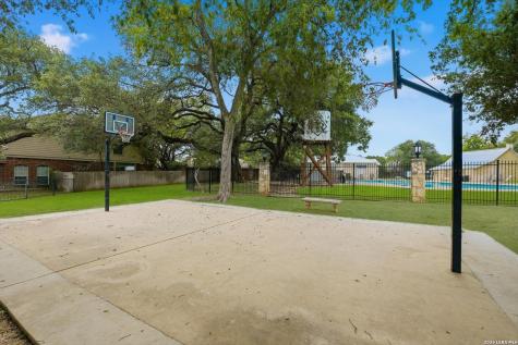 6019 Hart Field San Antonio TX 78249