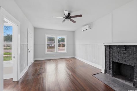 329 Hot Wells Boulevard San Antonio TX 78223