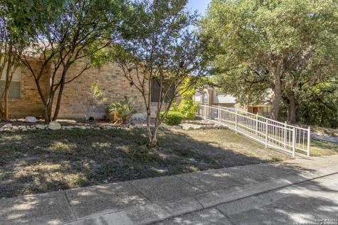 7211 Snowden Crest San Antonio TX 78240