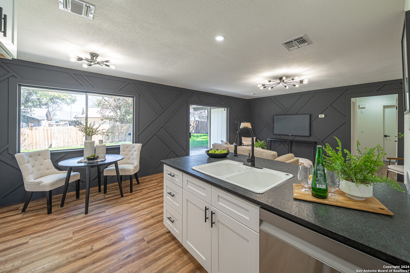 5827 Burgoyne Street San Antonio TX 78233