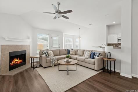 8514 Snakeweed Drive Converse TX 78109