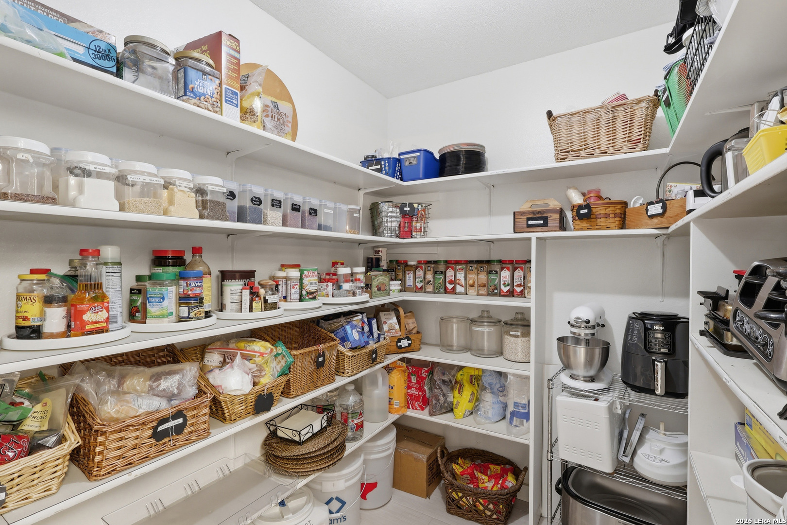 302 Whispering Oaks Adkins TX 78101