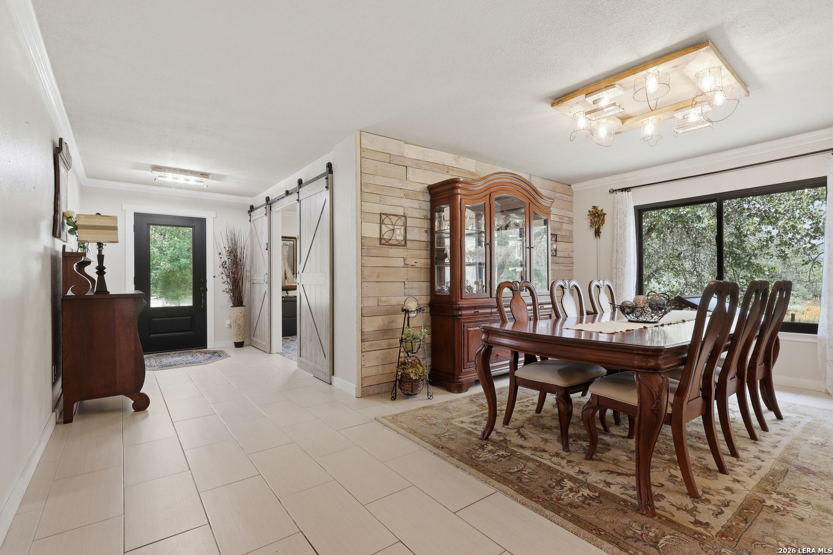 302 Whispering Oaks Adkins TX 78101