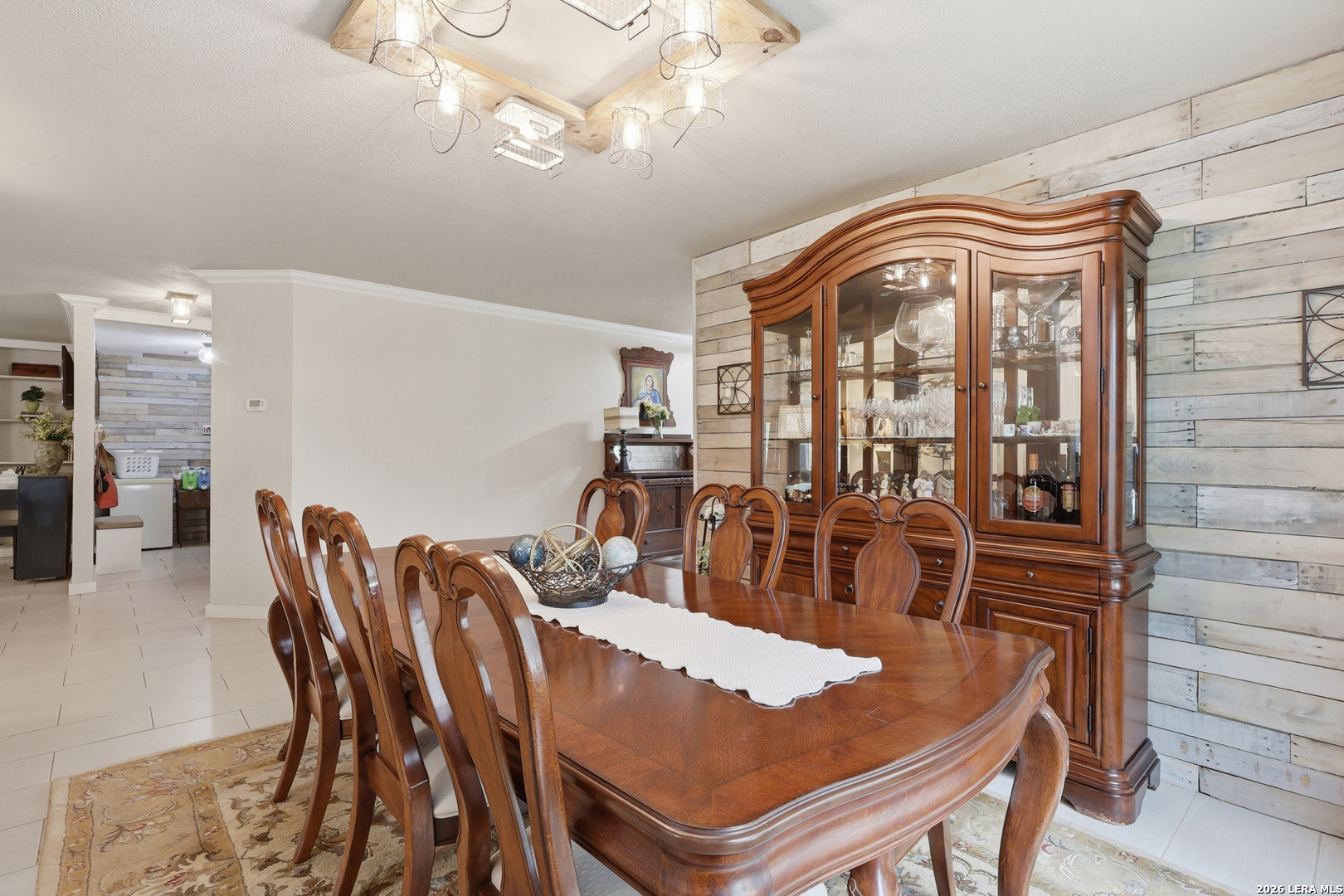 302 Whispering Oaks Adkins TX 78101