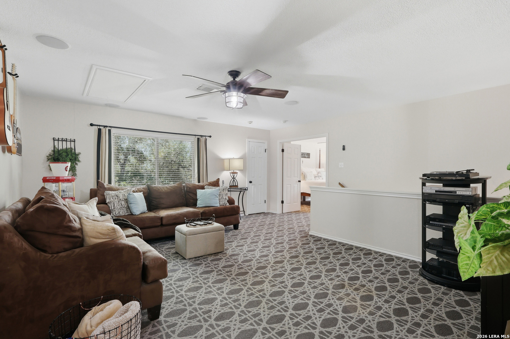 302 Whispering Oaks Adkins TX 78101