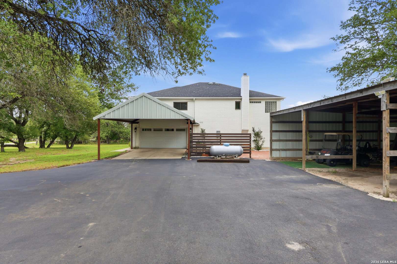 302 Whispering Oaks Adkins TX 78101